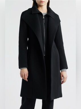 Mackage NWOT Norita Belted Double
Face Wool Coat with Wool Blend Bib